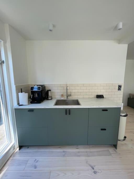 Modern Beach House For 12 Pers! With Jacuzzi Julianadorp Bagian luar foto