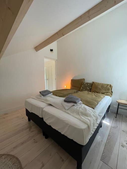 Modern Beach House For 12 Pers! With Jacuzzi Julianadorp Bagian luar foto
