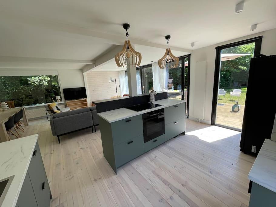 Modern Beach House For 12 Pers! With Jacuzzi Julianadorp Bagian luar foto